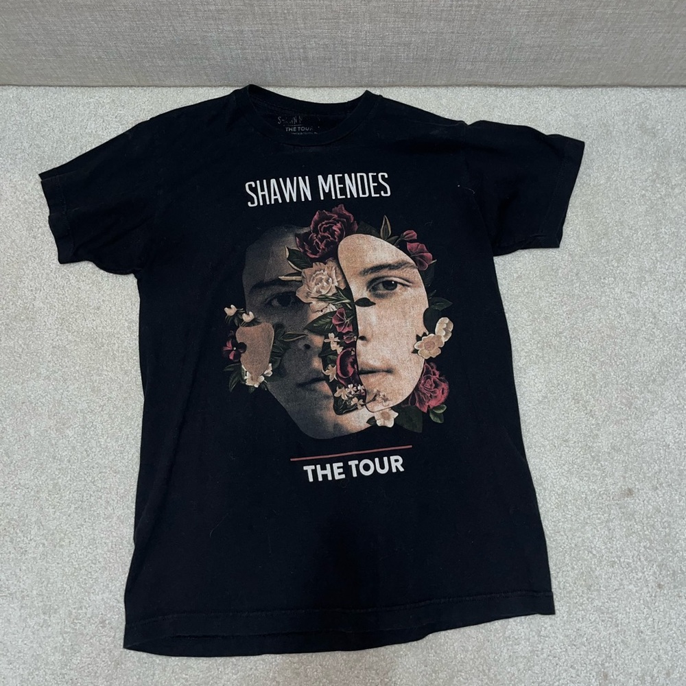 Shawn Mendes Tour Shirt